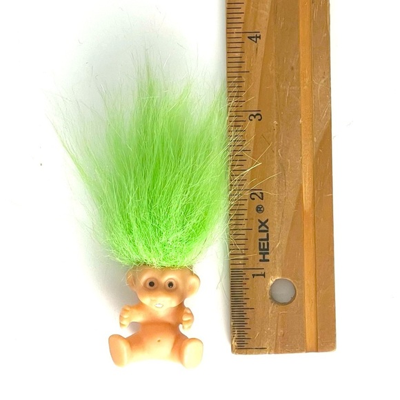 Good Luck Mini Pocket Troll with Teeth 1” Creata 1992 Green Hair Vintage Tiny - Picture 2 of 7